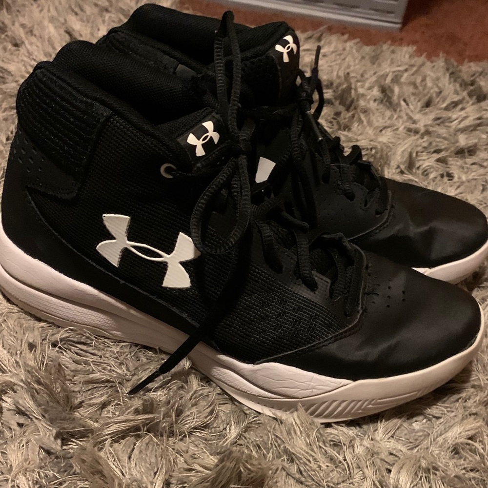 under armour basketball shoes